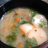 ナメコと麩のみそ汁