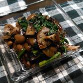 ナスと春菊のゴマ和え