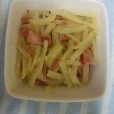 シャキシャキジャガイモとベーコン炒め