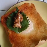 ゴママヨ納豆トースト