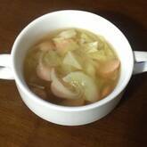 キャベツとソーセージのスープ