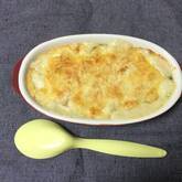 フライパンひとつで！ホウレン草とソーセージの簡単グラタン by 杉本 亜希子さん