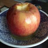 シナモン風味の焼きリンゴ