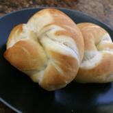 おうちで焼けるドイツパン♪もちもちプレッツェル by湊 愛さん