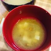 ナメコと豆腐のみそ汁