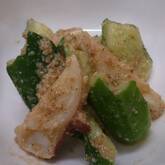 キュウリとタコのピリ辛ゴマ和え