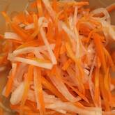 大根とニンジンの即席漬け