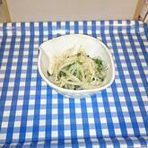 豆苗とモヤシのキムチ風