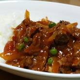 たっぷり牛肉のハヤシライス