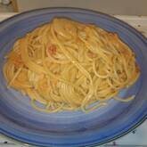 トマトソースでクリームパスタ