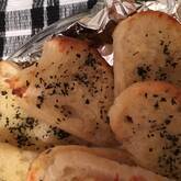 簡単美味しいガーリックトースト　止まらない旨さ by保田 美幸さん