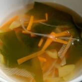 海鮮ワカメスープ