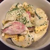 ゆで卵とポテトのサラダ