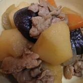 カレー風味の肉ジャガ