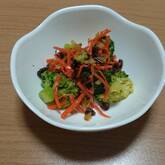 ブロッコリーサラダ