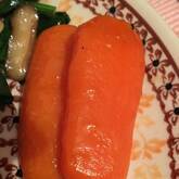 つけ合わせに ツヤツヤニンジングラッセ