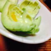 ごま油と塩だけ！無限に食べられるアボカドのお刺身
