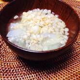 たっぷりキャベツのみそ汁