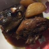 甘辛がおいしい！ブリのアラ炊き