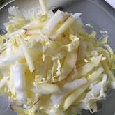 白菜とリンゴのサラダ