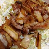 すぐできる！野菜たっぷり豚こまのショウガ焼き丼 by 松本 知恵さん