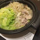 豚しゃぶ鍋 生姜とだし汁であっさり