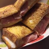 熱々にかぶりつきたい！ホットサンド ハンバーグ入りで食べ応えある人気レシピ