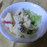 おさつとリンゴのサラダ