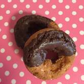 ナッツ入りチョコドーナツ