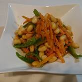 ニンジンと大豆のゴマ和え