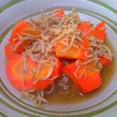 ニンジンとシラスの煮物