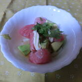 アボカドとマグロのカルパッチョ