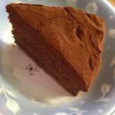 超濃厚！簡単チョコレートケーキ 見た目も華やか