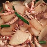 イカゲソと大根のショウガ炒め