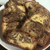 マーブル模様のチョコバナナケーキ