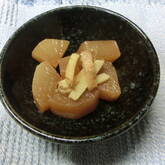 大根料理の定番 ごま油香る しみしみ大根の煮物