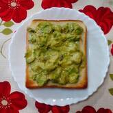 アボカドチーズトースト