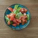 トマトのガーリックサラダ