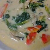 カキとホウレン草のクリーム煮