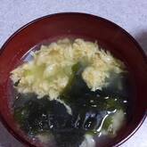 ワカメと卵のスープ
