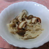 3種のキノコマリネ