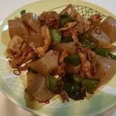 板コンニャクのピリ辛炒め