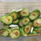 甘くて香ばしい！芽キャベツのバター炒め