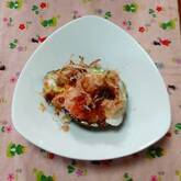 アボカドの温泉卵のっけ