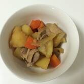 豚肉で肉ジャガ