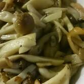 キノコのワイン蒸し