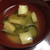 定番！小松菜と油揚げの味噌汁