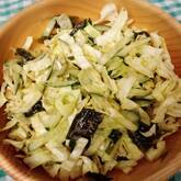 春キャベツとワカメのサラダ