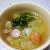 キャベツとソーセージのスープ