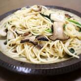 キノコのガーリックパスタ